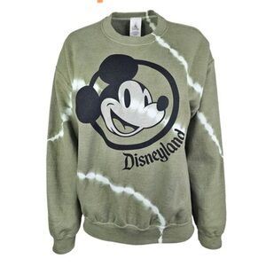 Disney sweatshirt